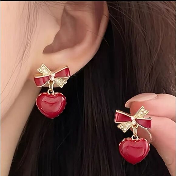 💲6️⃣ Bundled ✔️Bauble Heart-Shaped Dangle Red Gold Heart Earrings - Picture 5 of 10